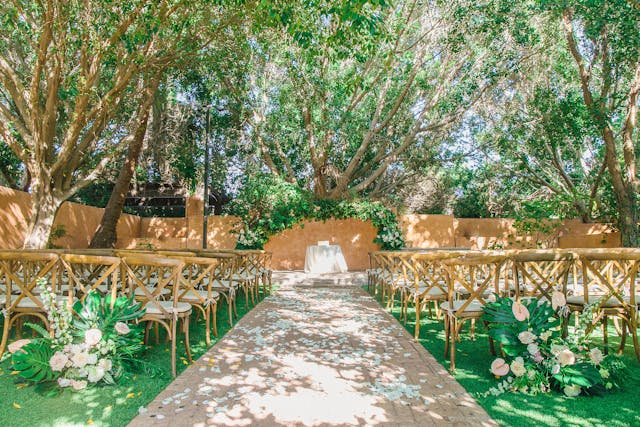 Featured photo from Alegria Garden