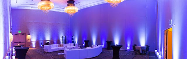 Featured photo from Illustrious Gala For Northwest Kidney Center In Seattle, Washington