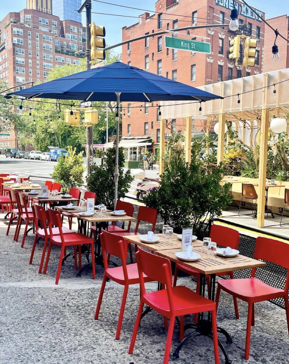 Outdoor Seating, Outdoor event space at Charlie Bird