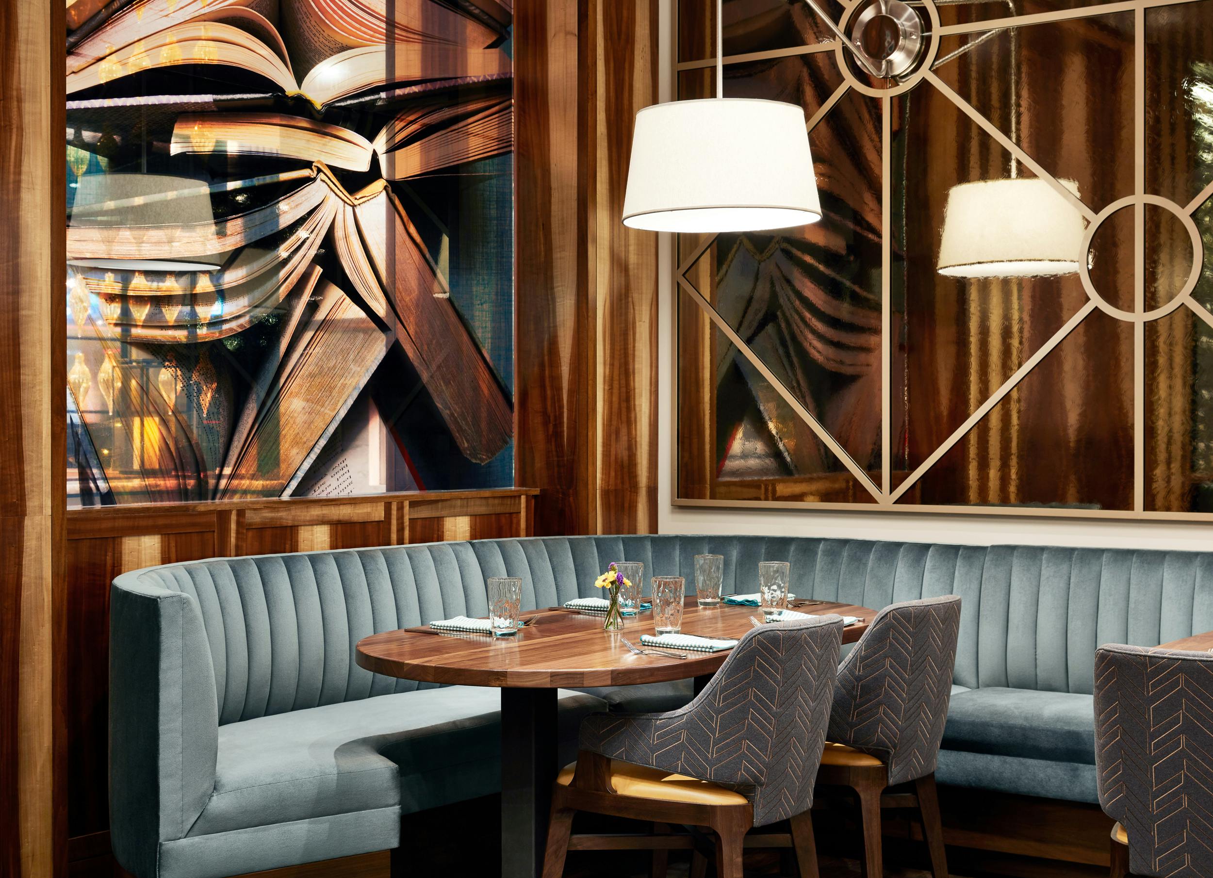 Mesler Chicago, Restaurant event space at SOPHY Hyde Park Hotel