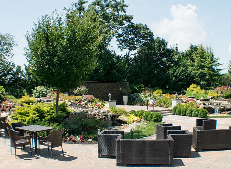 Outdoor Space The Manor of Patchogue PartySlate