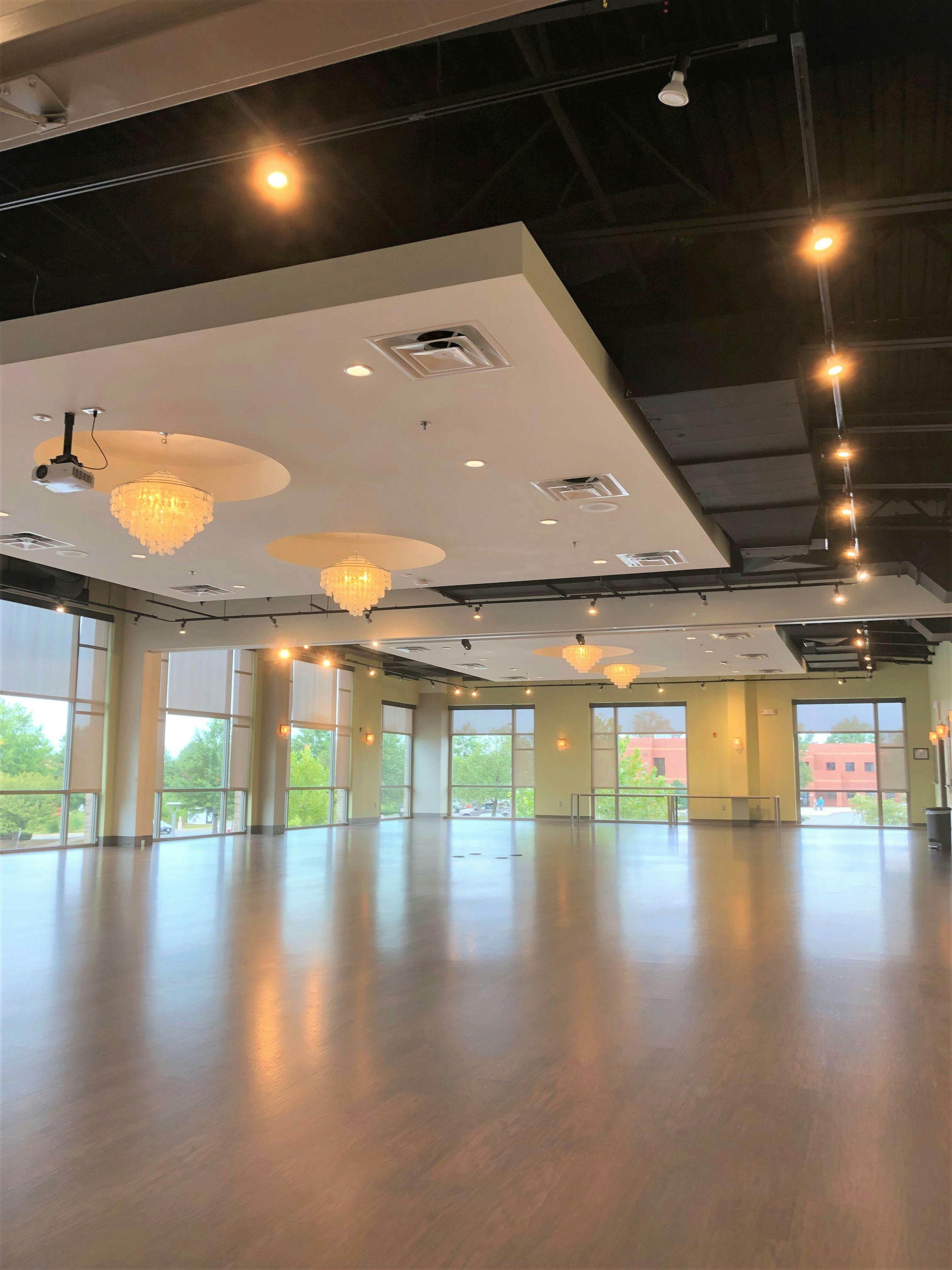 Ballroom The Event Center at Cascades Overlook PartySlate