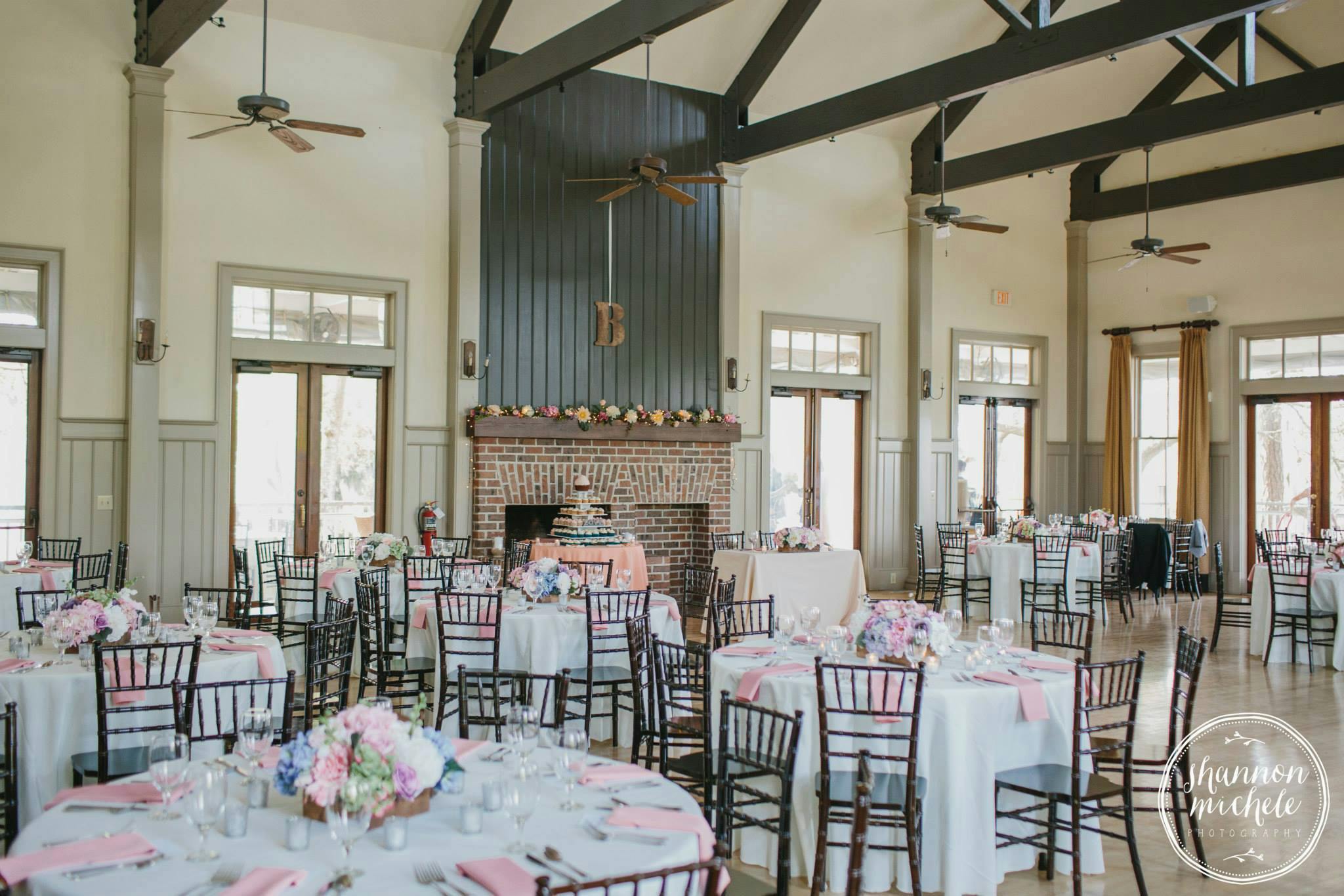 Featured photo from Indoor Space