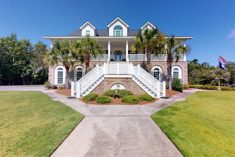 Outdoor Space Lovegrove Estate PartySlate