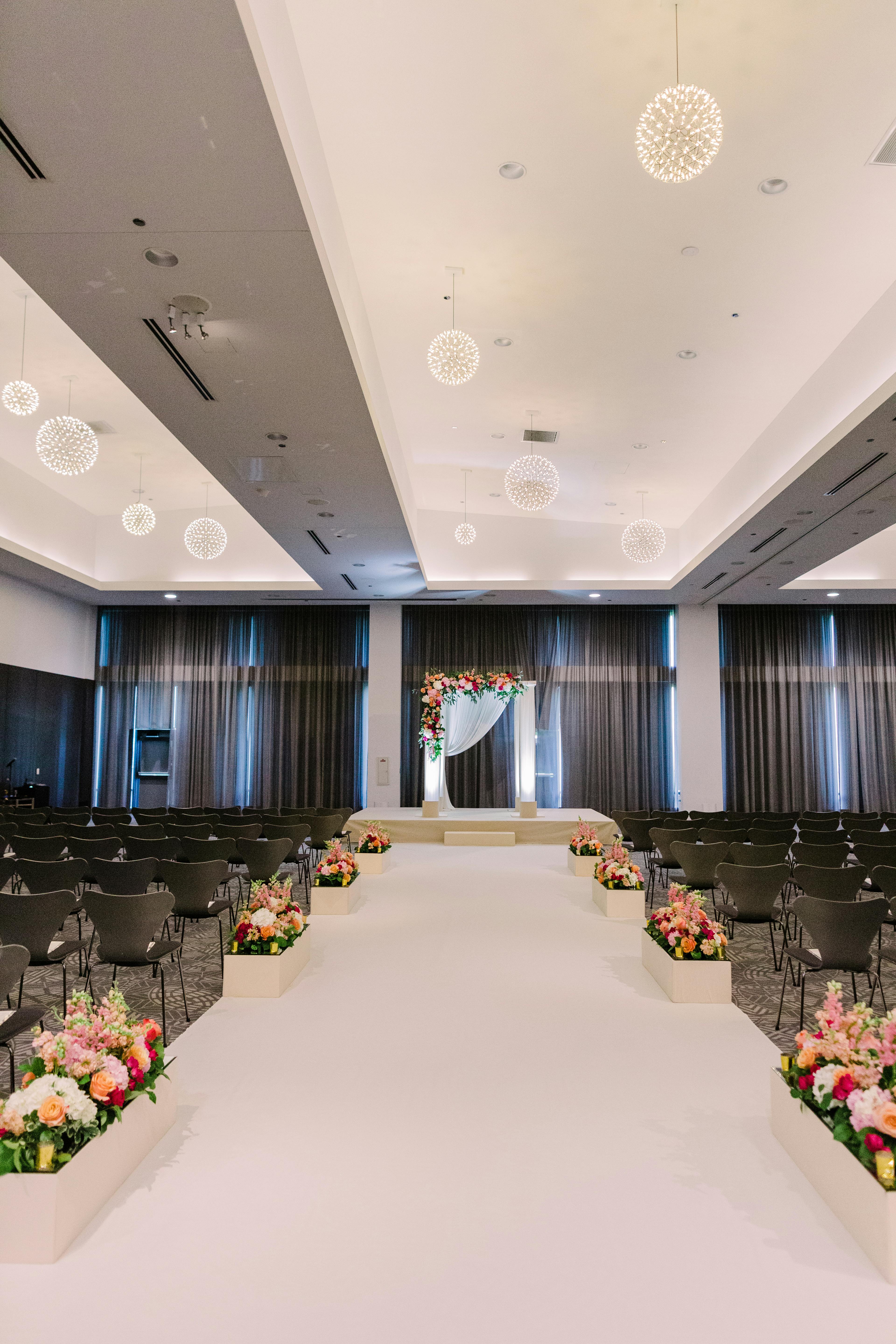 Featured photo from Modern Wedding at The Radisson Blu Aqua Hotel in Chicago, Illinois