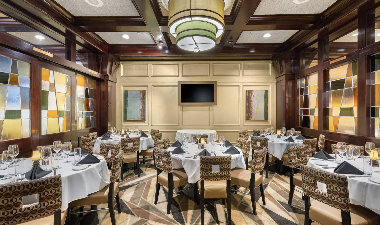 Farragut, Restaurant event space at McCormick & Schmick's Seafood Restaurant
