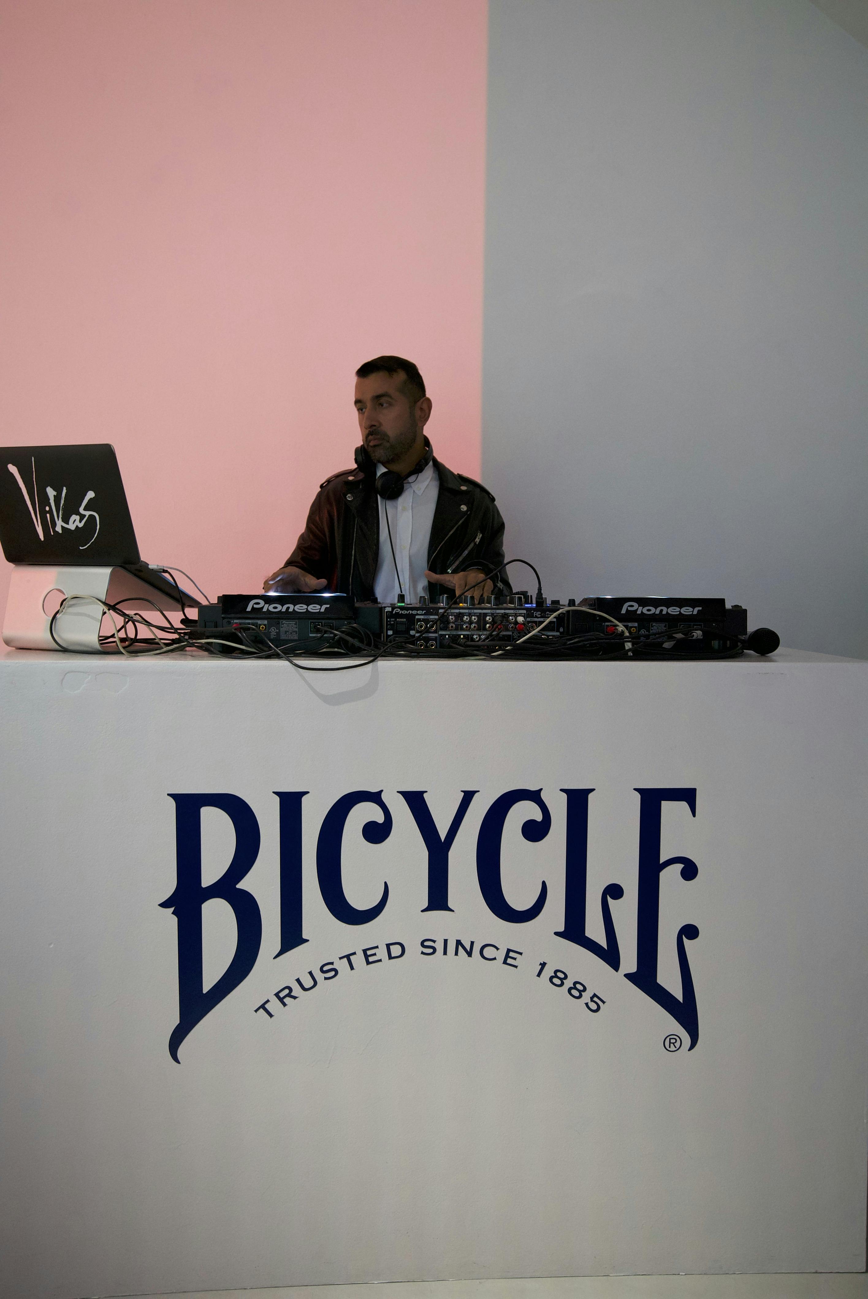 Corporate Event Branding Ideas posted by Gravel Experiential