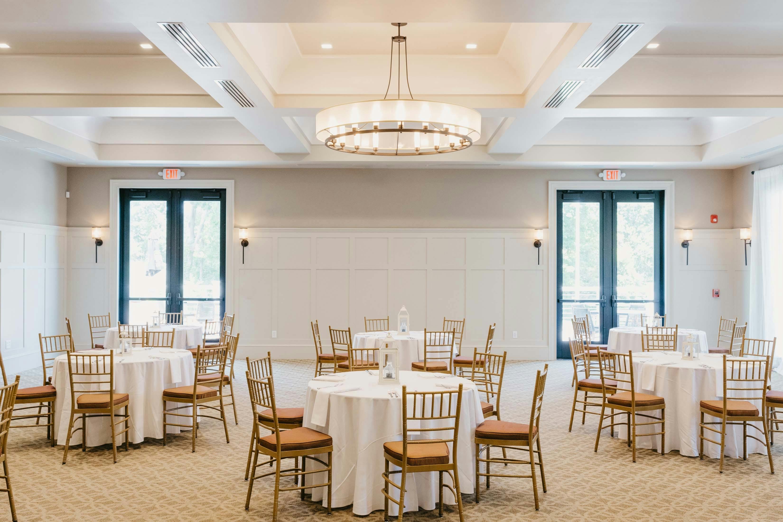 Hemingway Room Weathervane Golf Club PartySlate