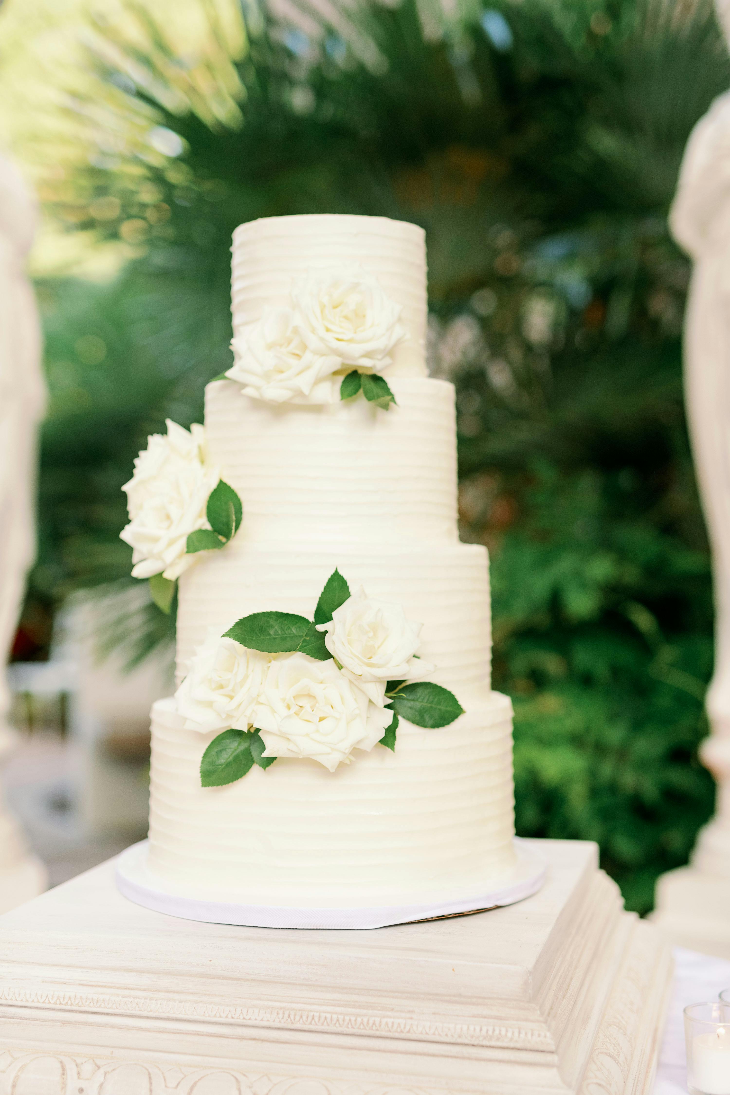Wedding Cake Ideas posted by Theresa Elizabeth Photography