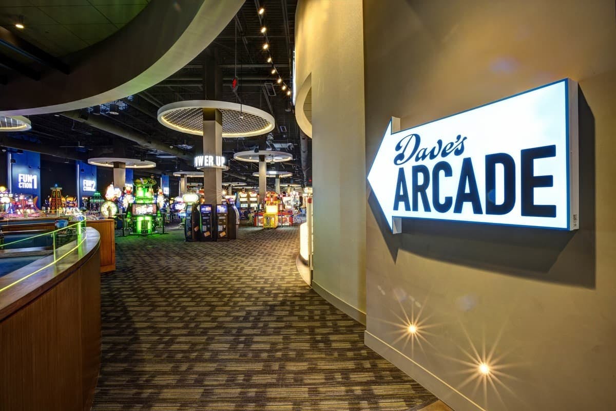 Indoor Space Dave & Buster's Glendale PartySlate