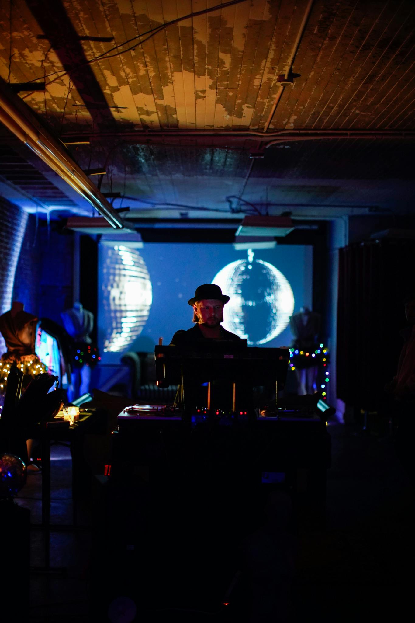 Featured photo from Dancing in The Garden | Disco | Vinyl | Costumes @Rooftop69dtla