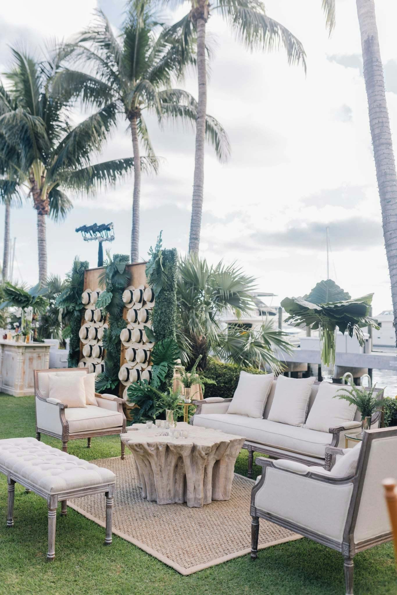 Wedding Bar Ideas posted by Plan Design Events