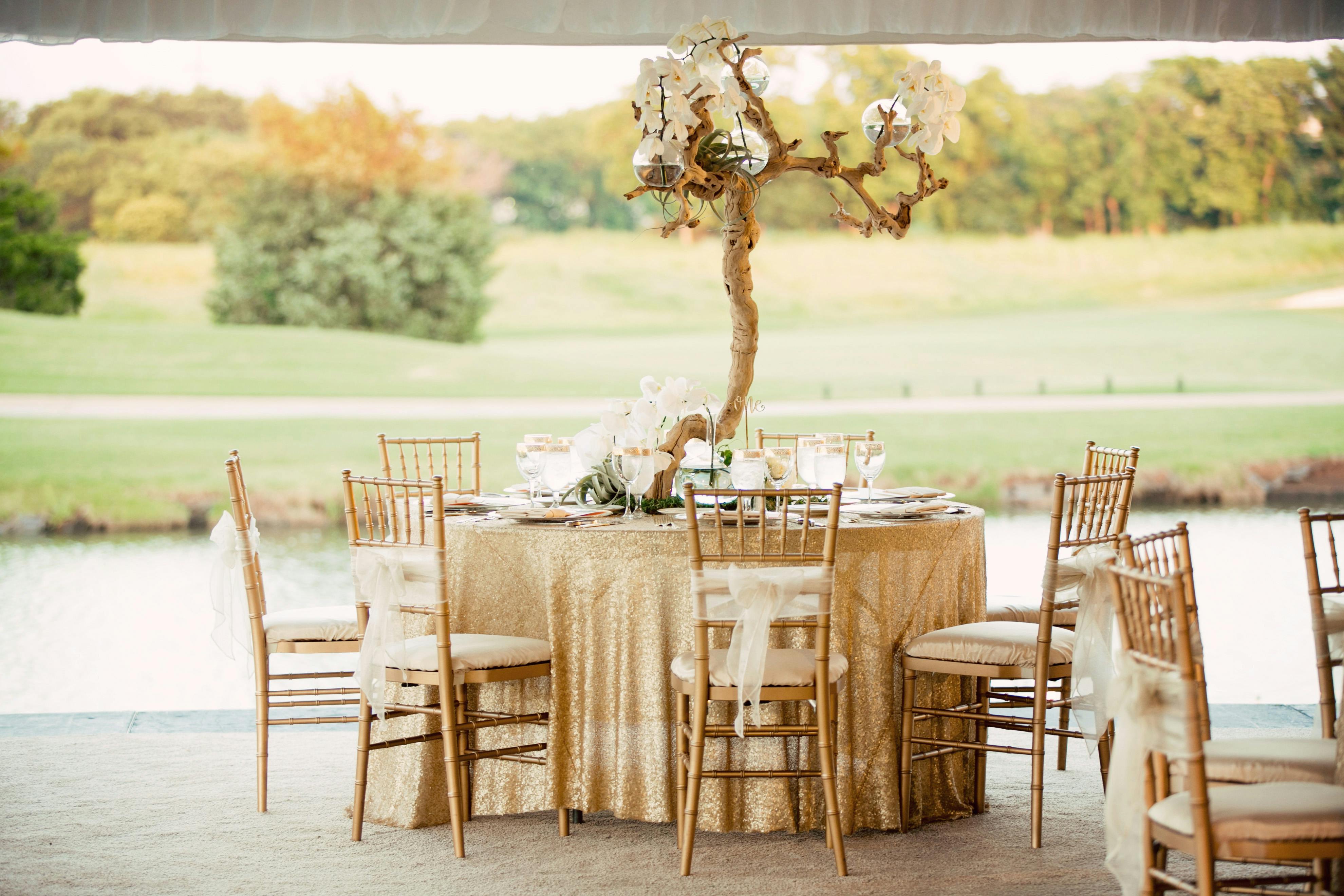 Wedding Centerpiece Ideas posted by The Fleuriste