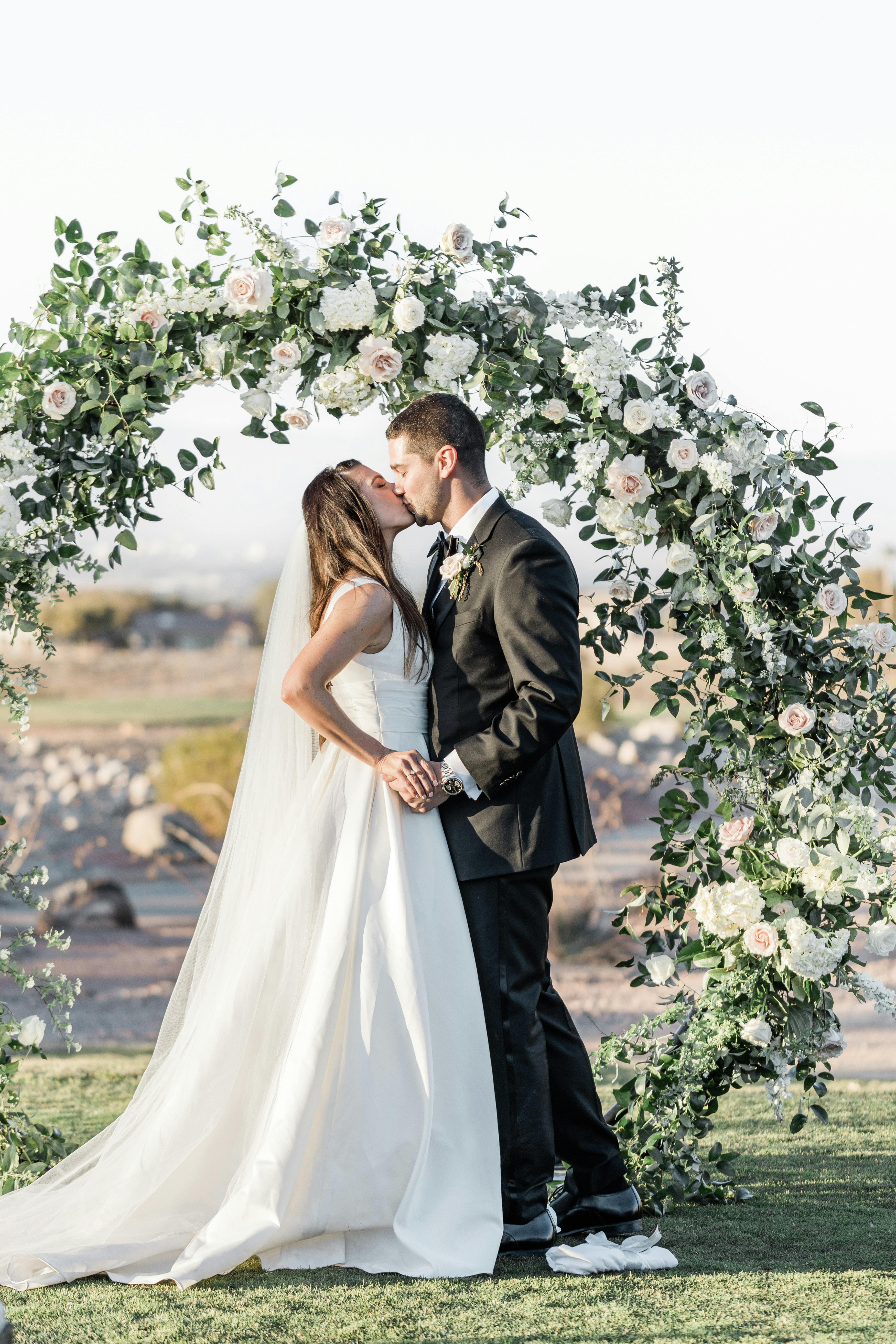 Featured photo from Outdoor Wedding in Las Vegas, Nevada