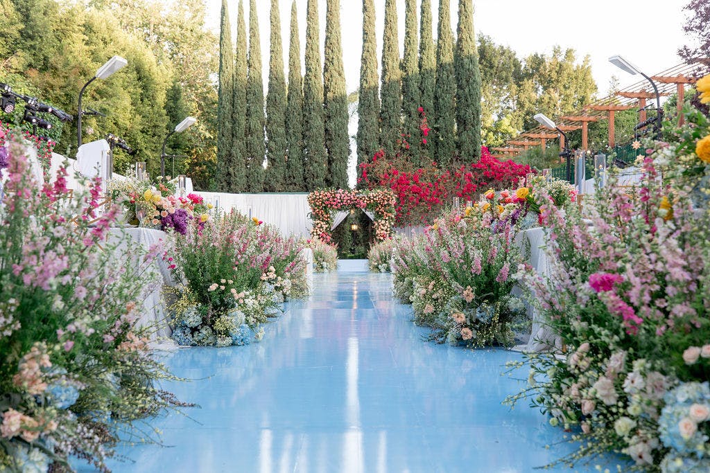 Wedding Aisle Ideas posted by The Lighter Side