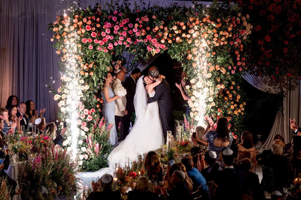 Luxurious Backyard Wedding in Los Angeles, California | The Lighter