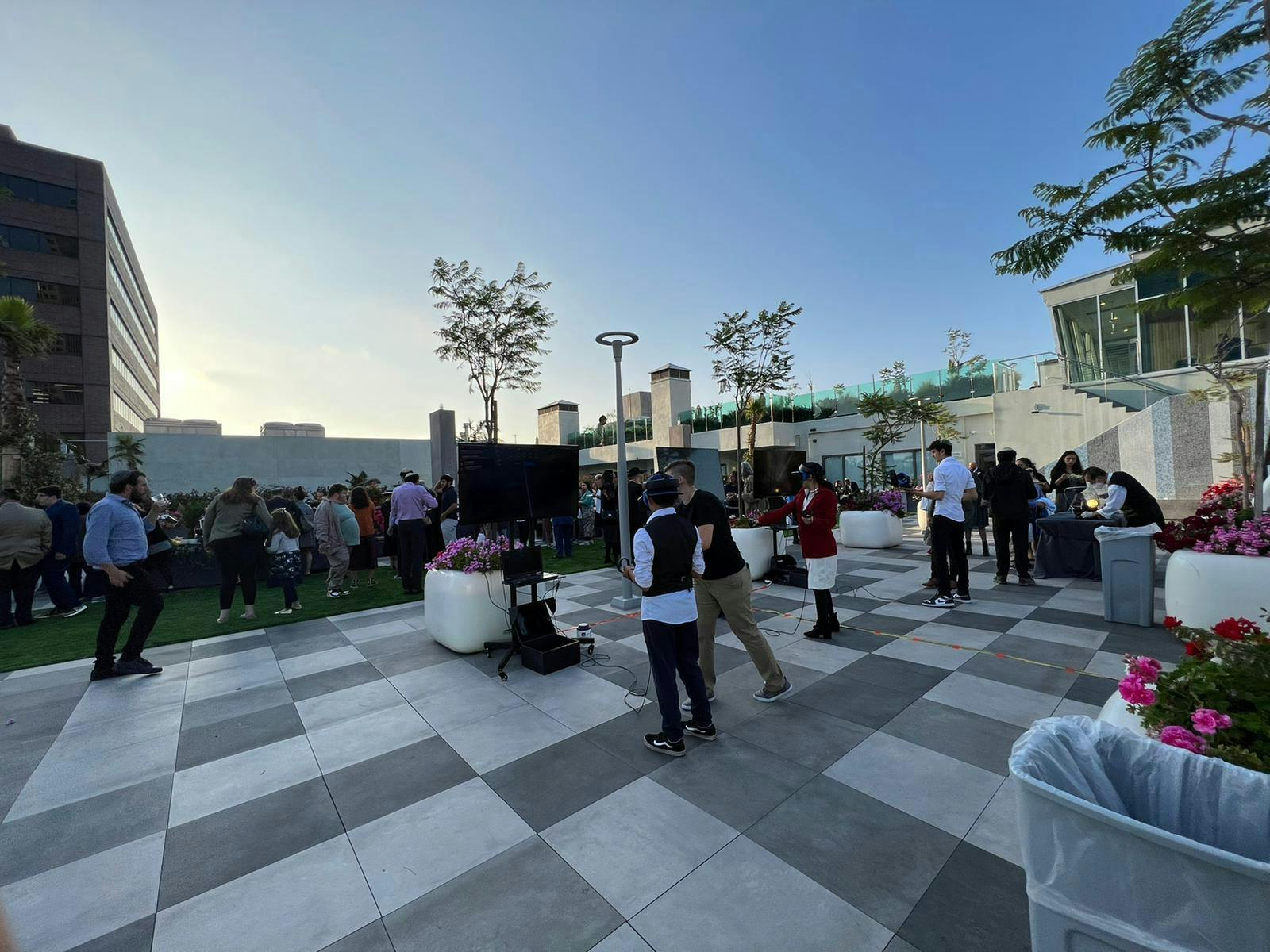 Virtual Reality Rental for Bar Mitzvah Party Los Virtuality Virtual