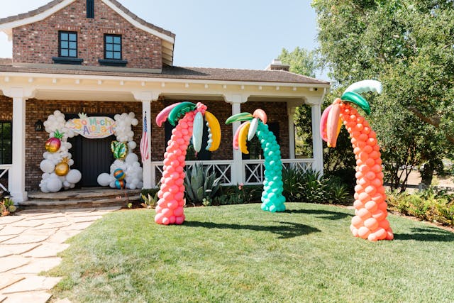 Featured photo from Sunny Outdoor Kid's Birthday Party at a Private Residence in Los Angeles, California