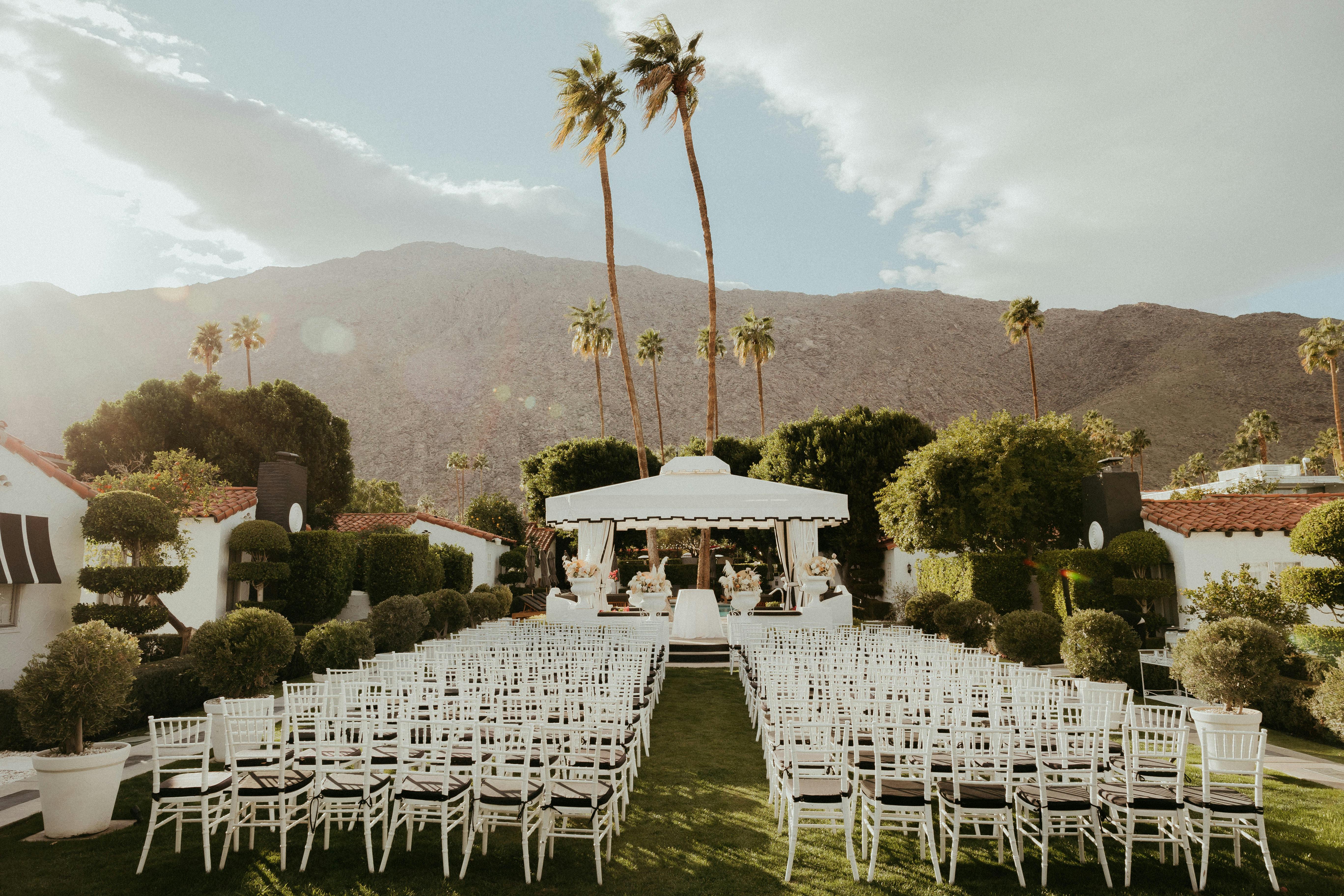 Beautiful Outdoor Wedding at Avalon Palm Springs in Palm Springs