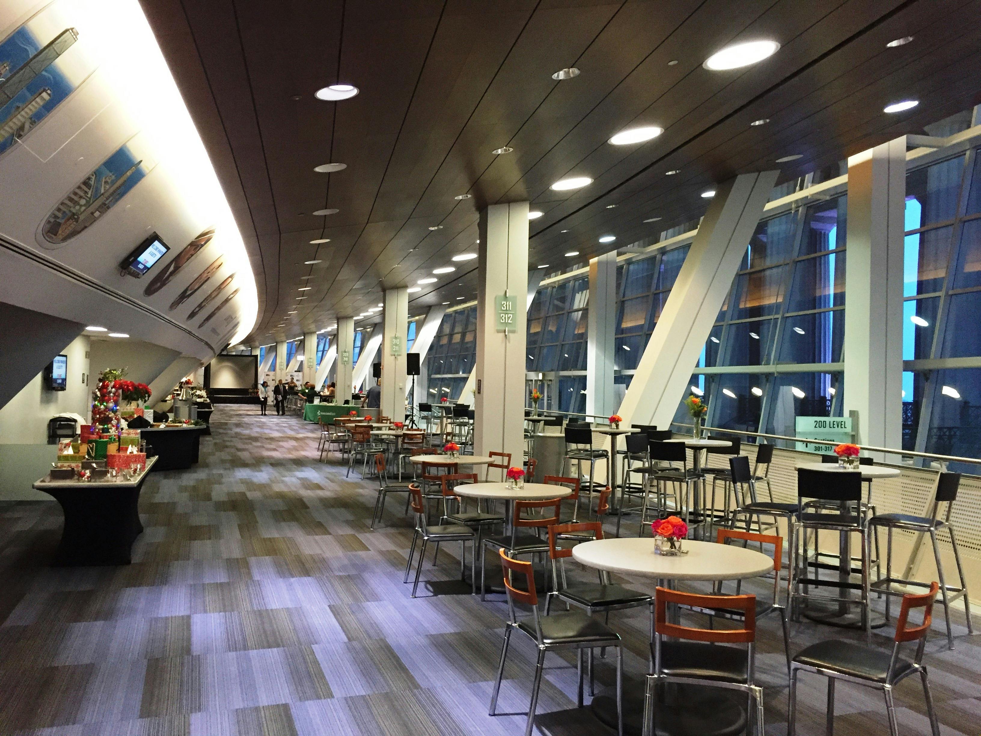 soldier field club seats