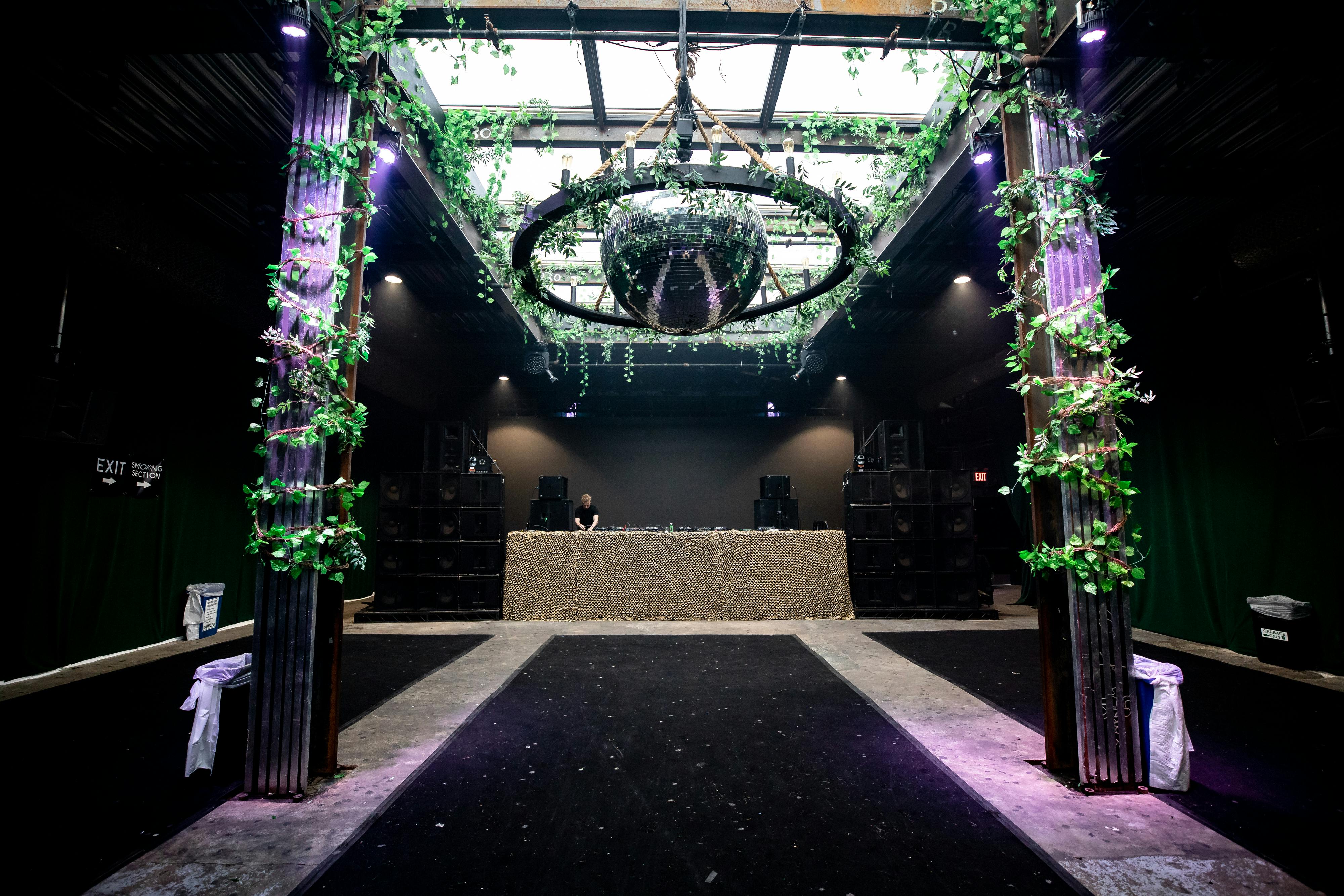 Kings Hall Avant Gardner PartySlate