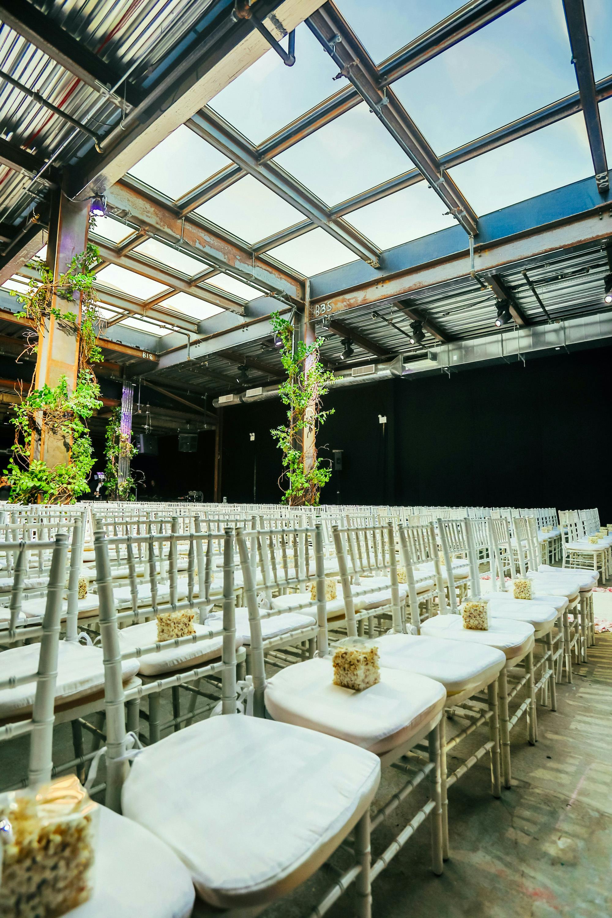 Kings Hall Avant Gardner PartySlate