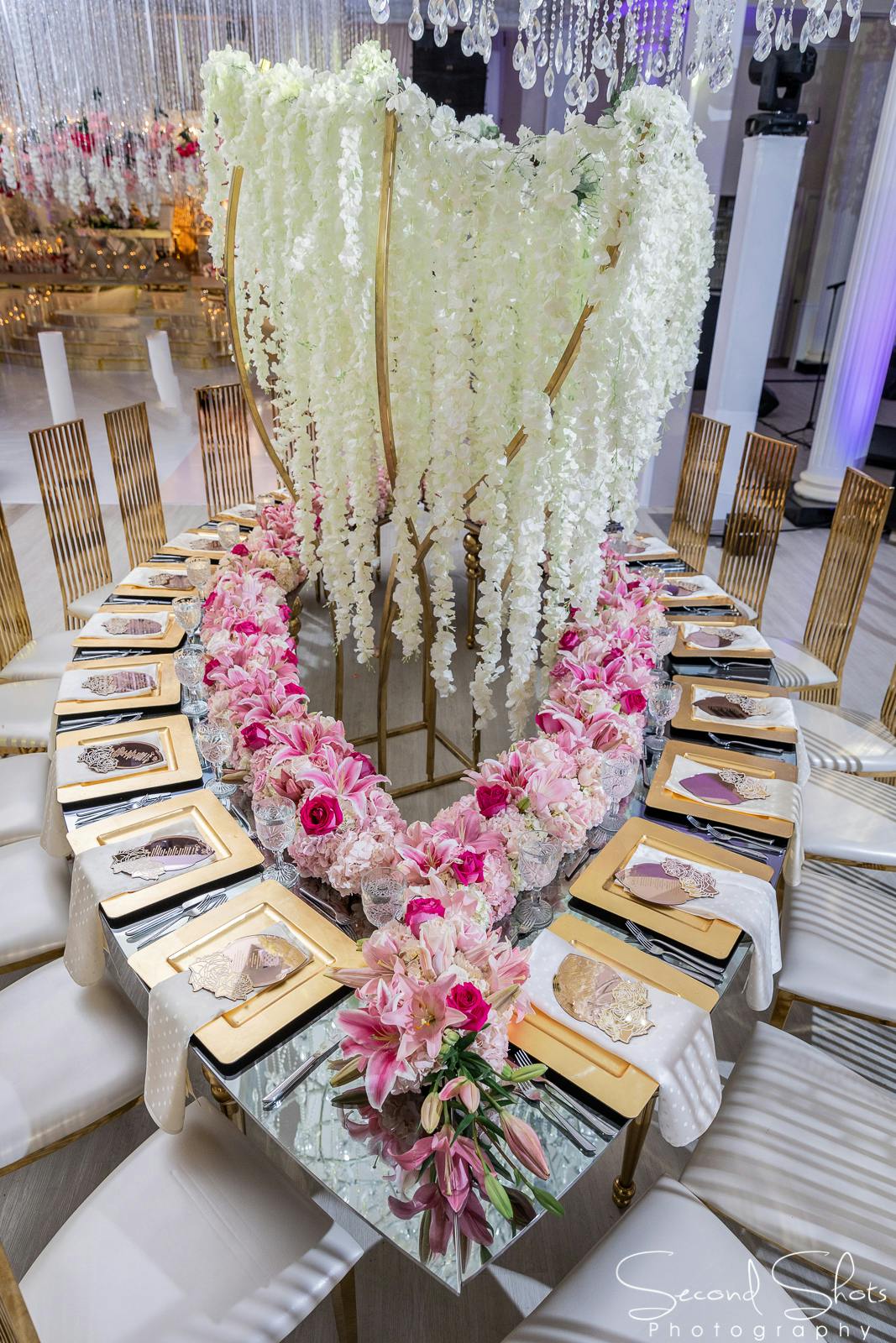Wedding Centerpiece Ideas posted by A Conceal Affair