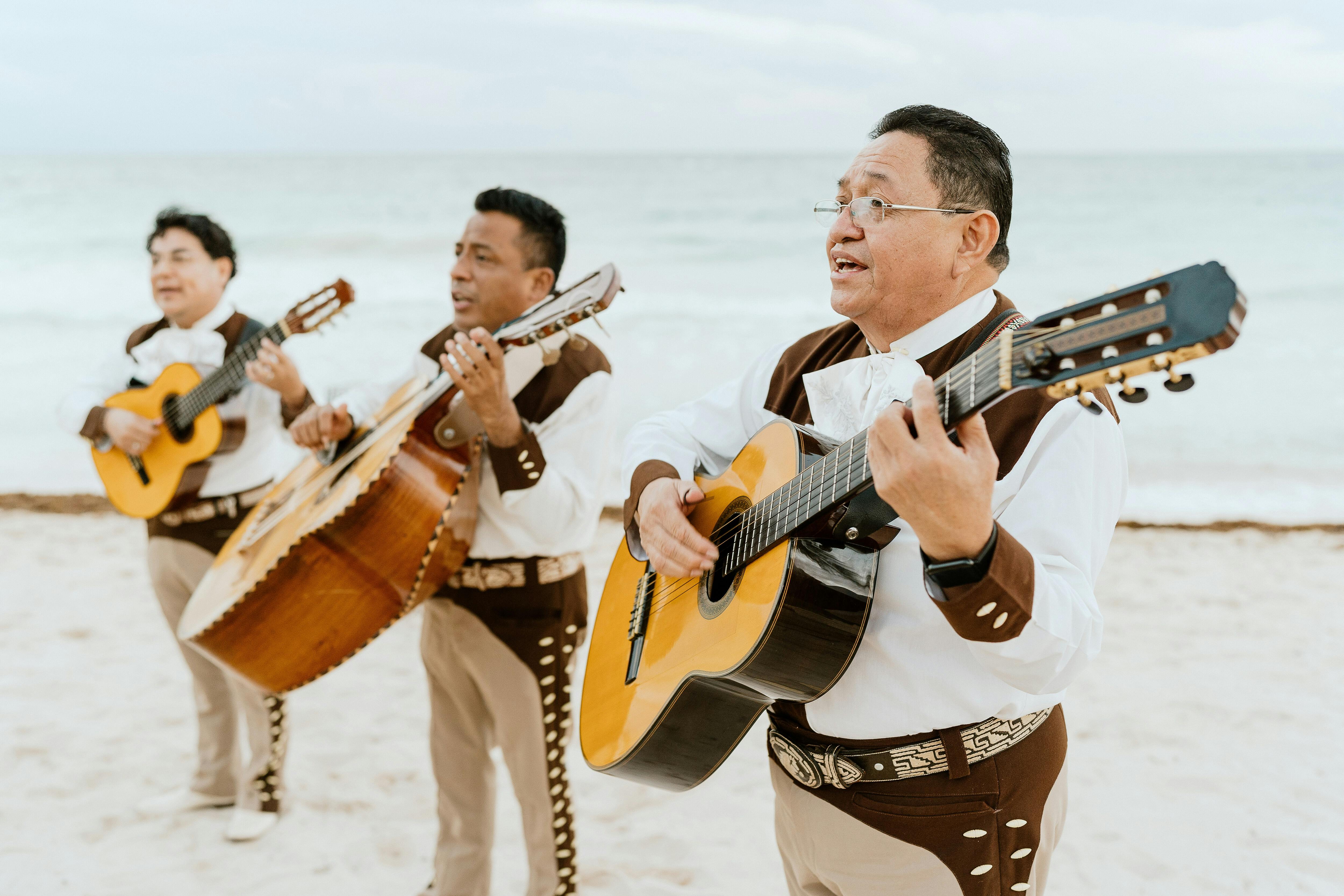 Corporate Event Entertainment Ideas posted by Betts & Co