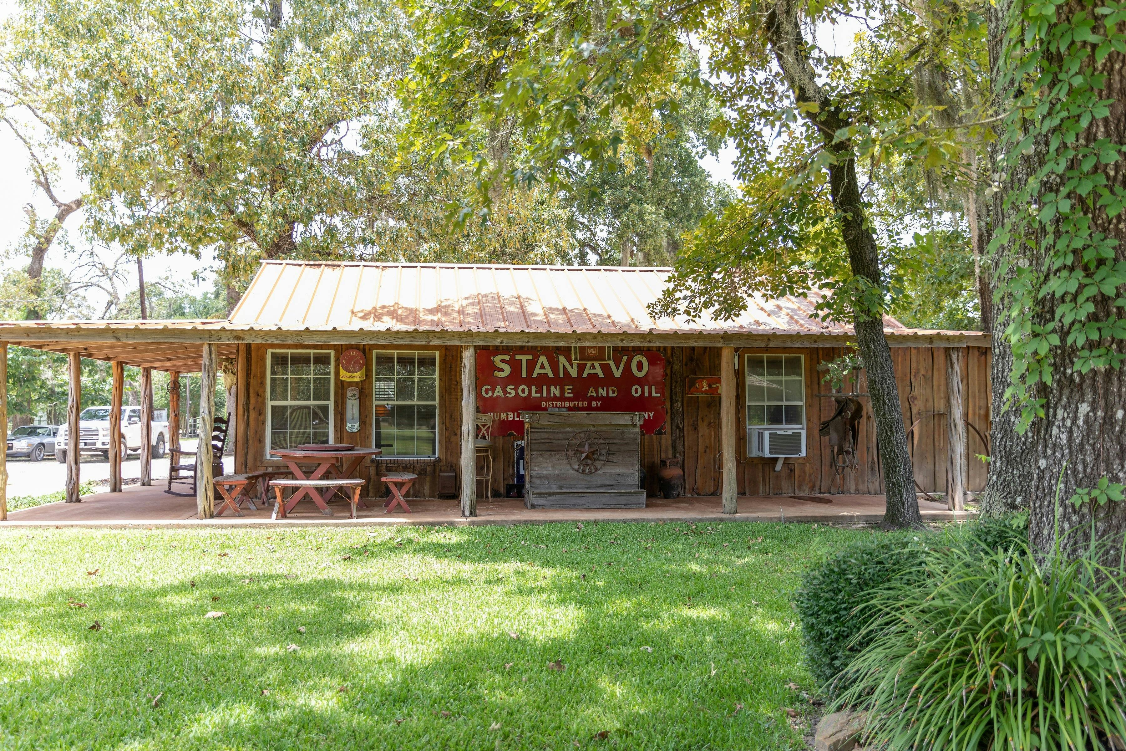 Featured photo from Day-of Cabins