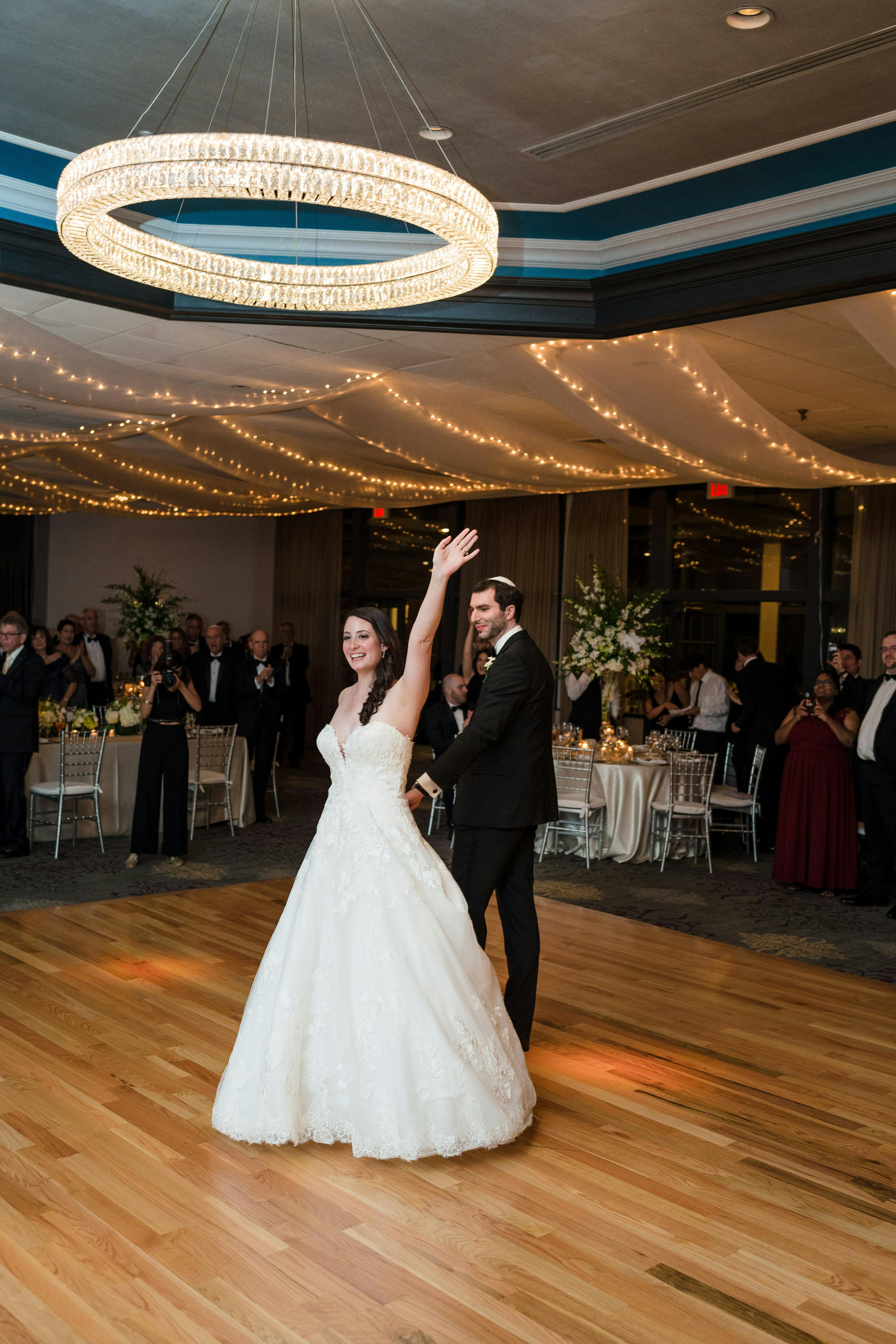 Mamaroneck Beach and Yacht Club Wedding - Wendy G Photography