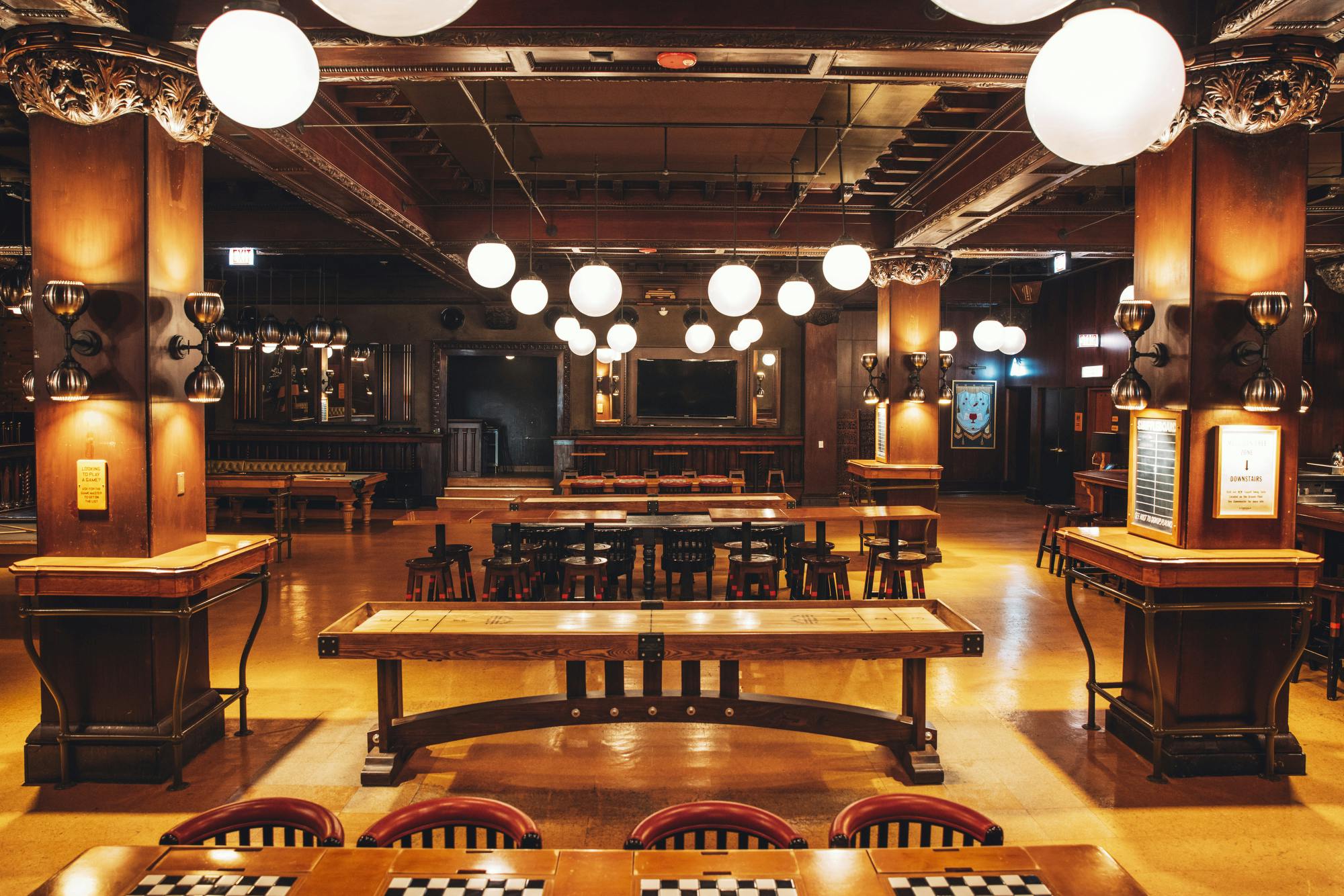 Game Room, Restaurant event space at Game Room at Chicago Athletic Association Hotel