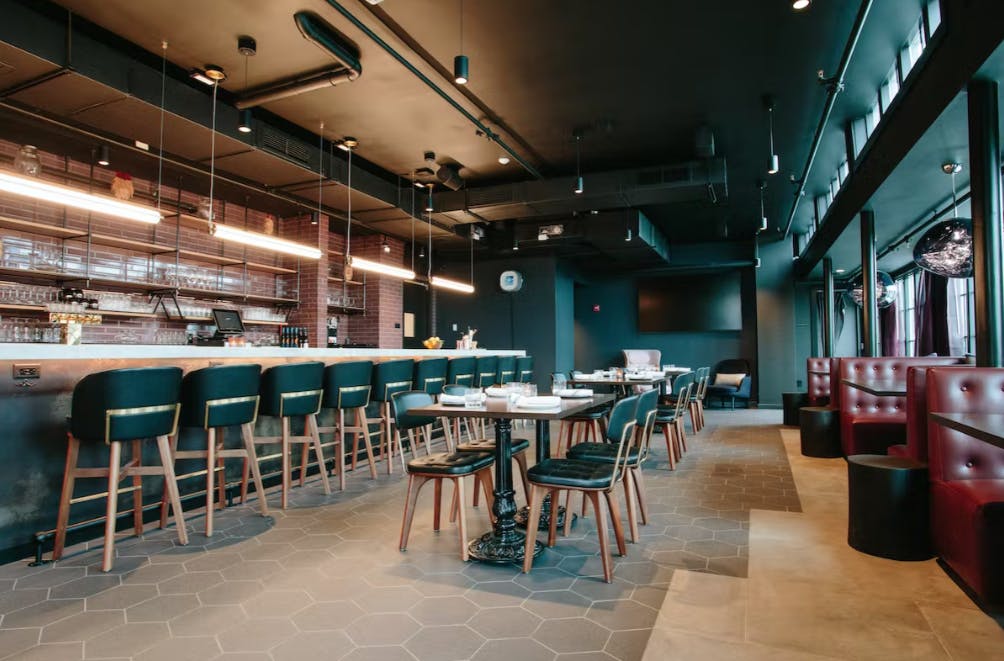 THE BLUE OWL - INDOOR BAR, Restaurant event space at The Dial Central Square