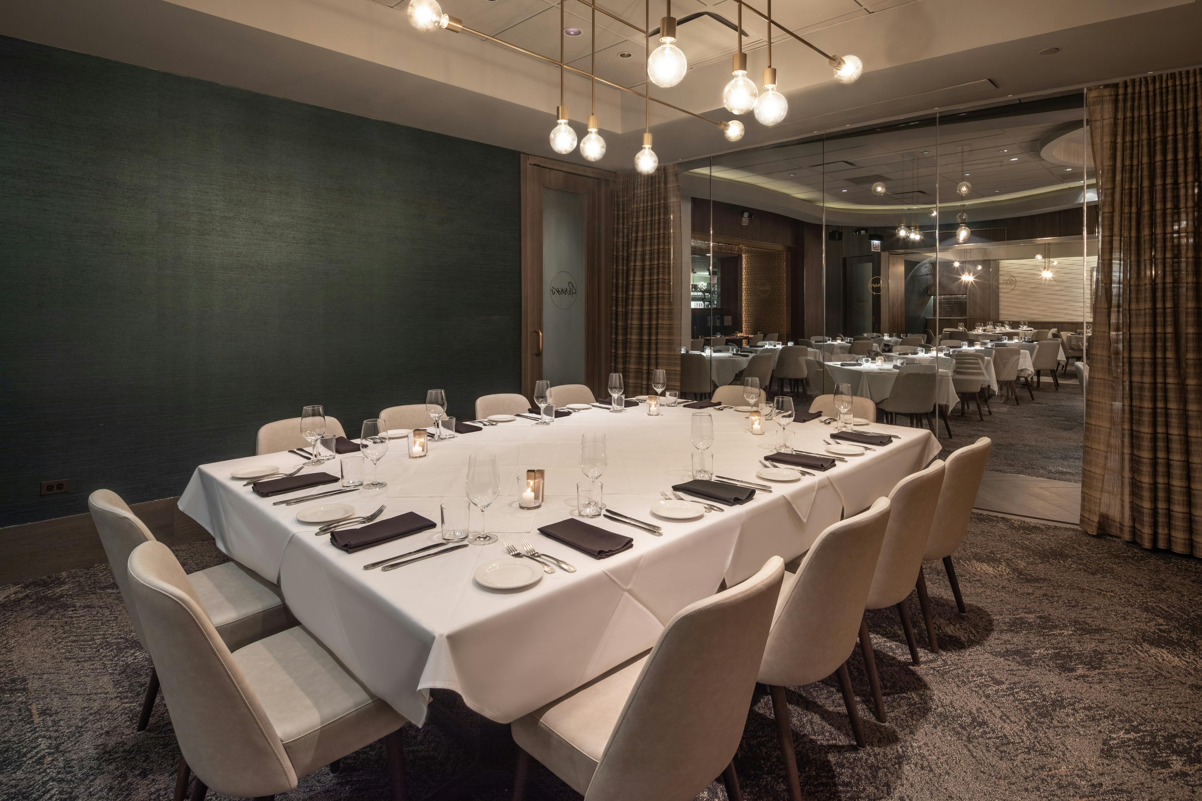 Executive Room, Restaurant event space at Perry’s Steakhouse & Grille – Oak Brook