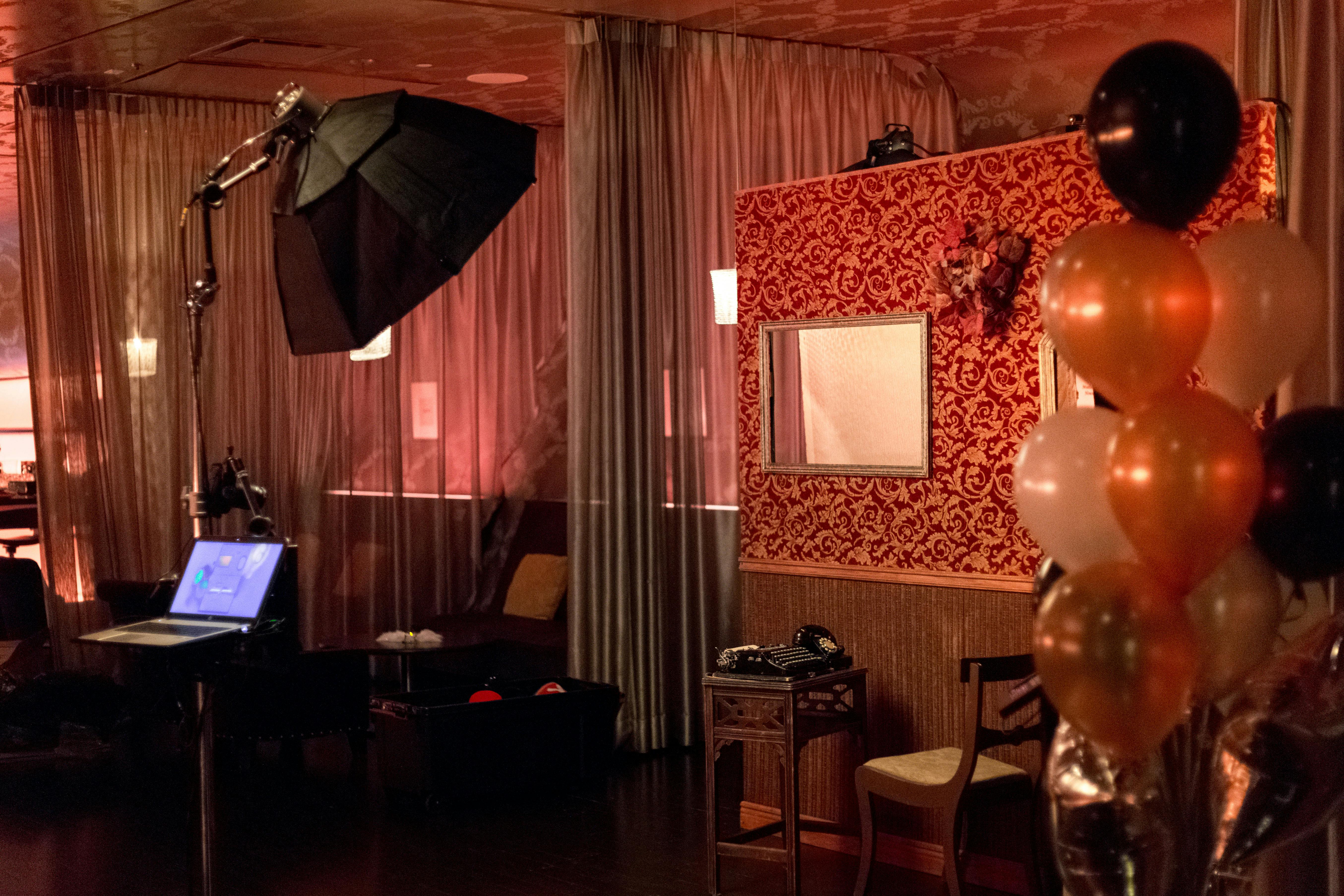 VIP Lounge CBRE Holiday Party The Novo PartySlate