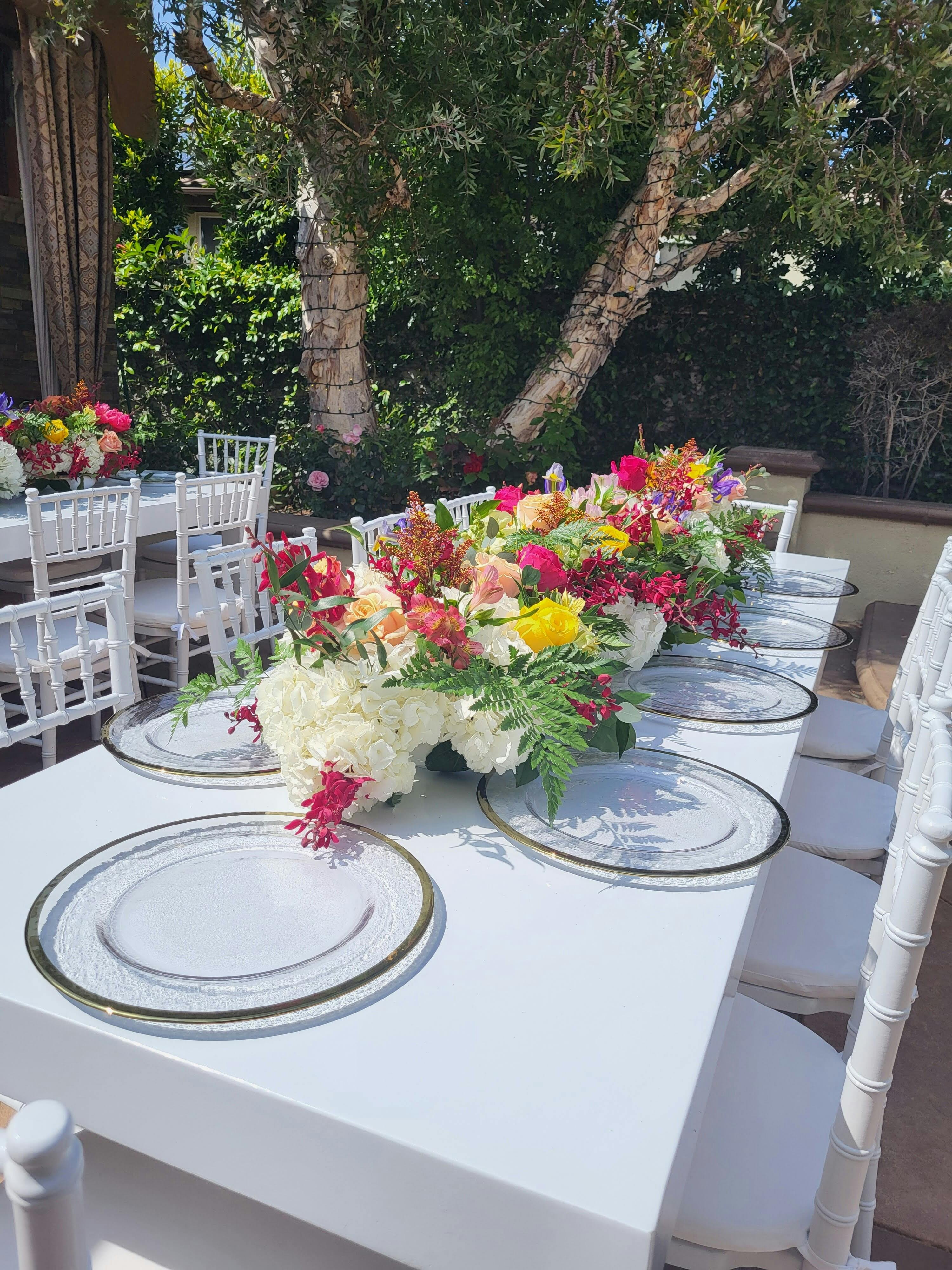 Featured photo from Graduation Party - White & Gold Spring Florals