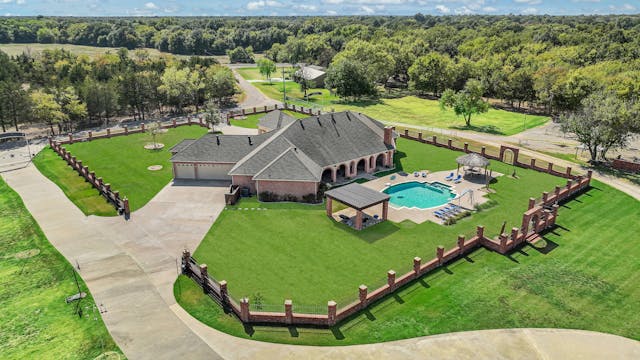 Featured photo from Sunshine - Pool Area