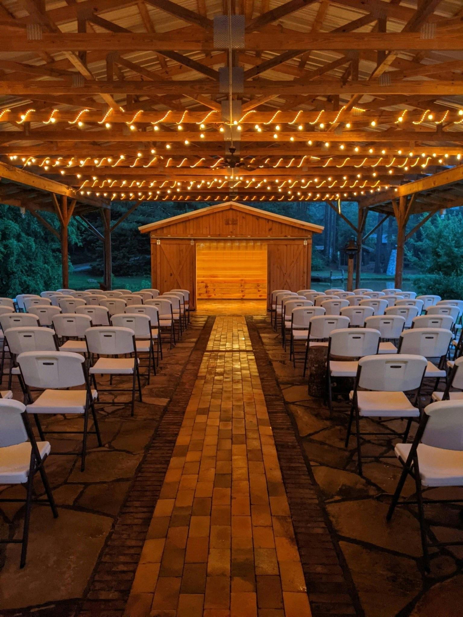 COUNTRYSIDE MANOR TERRACE & COVERED COCKTAIL HOUR LOCATION, Event Space at Countryside Manor
