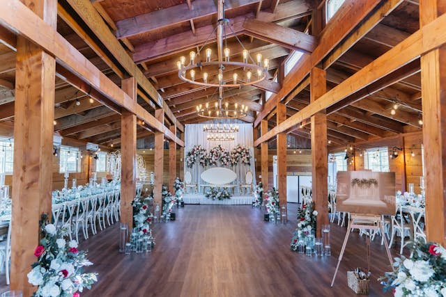 Featured photo from Splendid Wedding Reception at Trillium Nursery Farm in Redmond, Washington