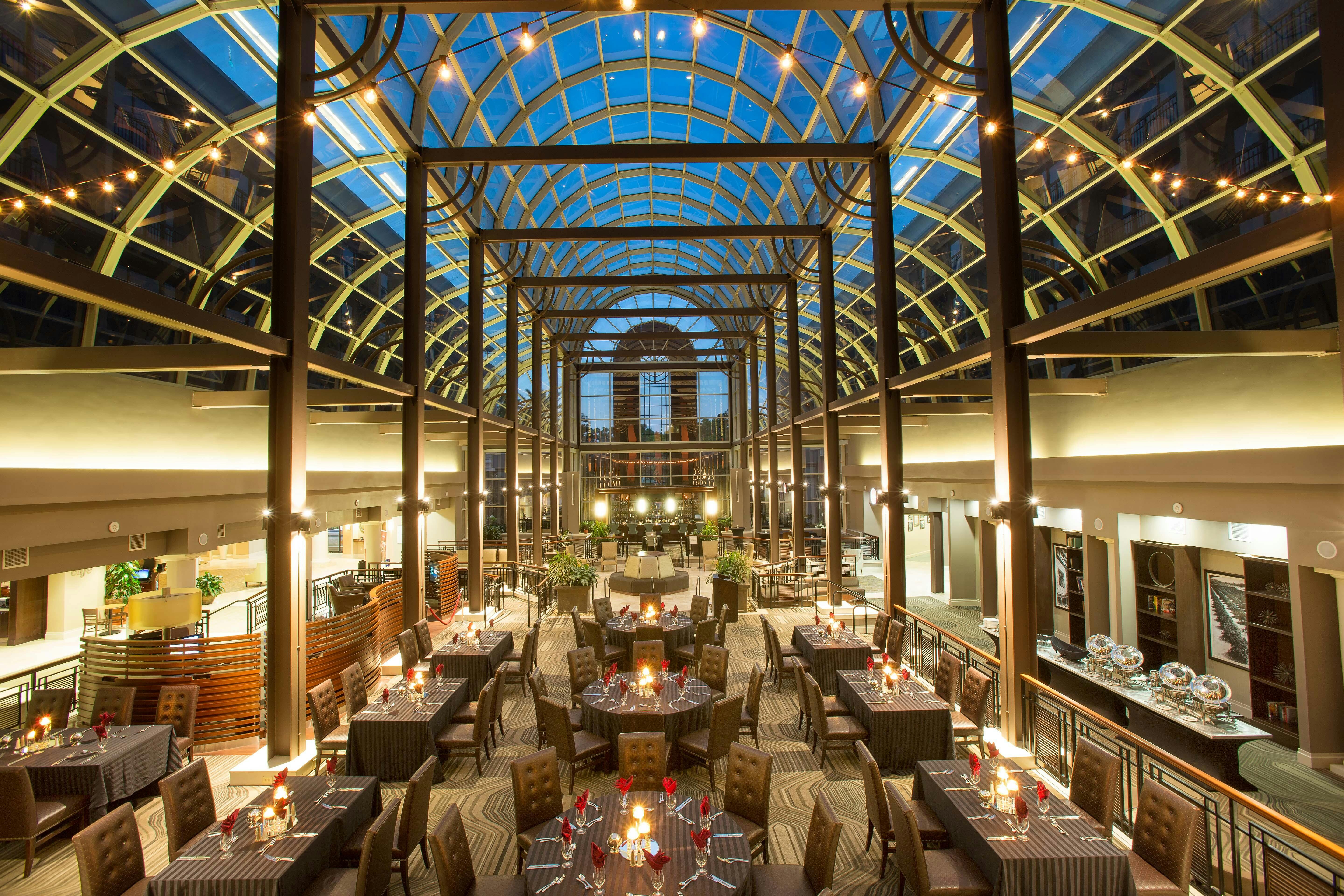 Bloom Cafe, Oscar Wilde Ballroom, An Tobar, Event Space at Sheraton Orlando North Hotel