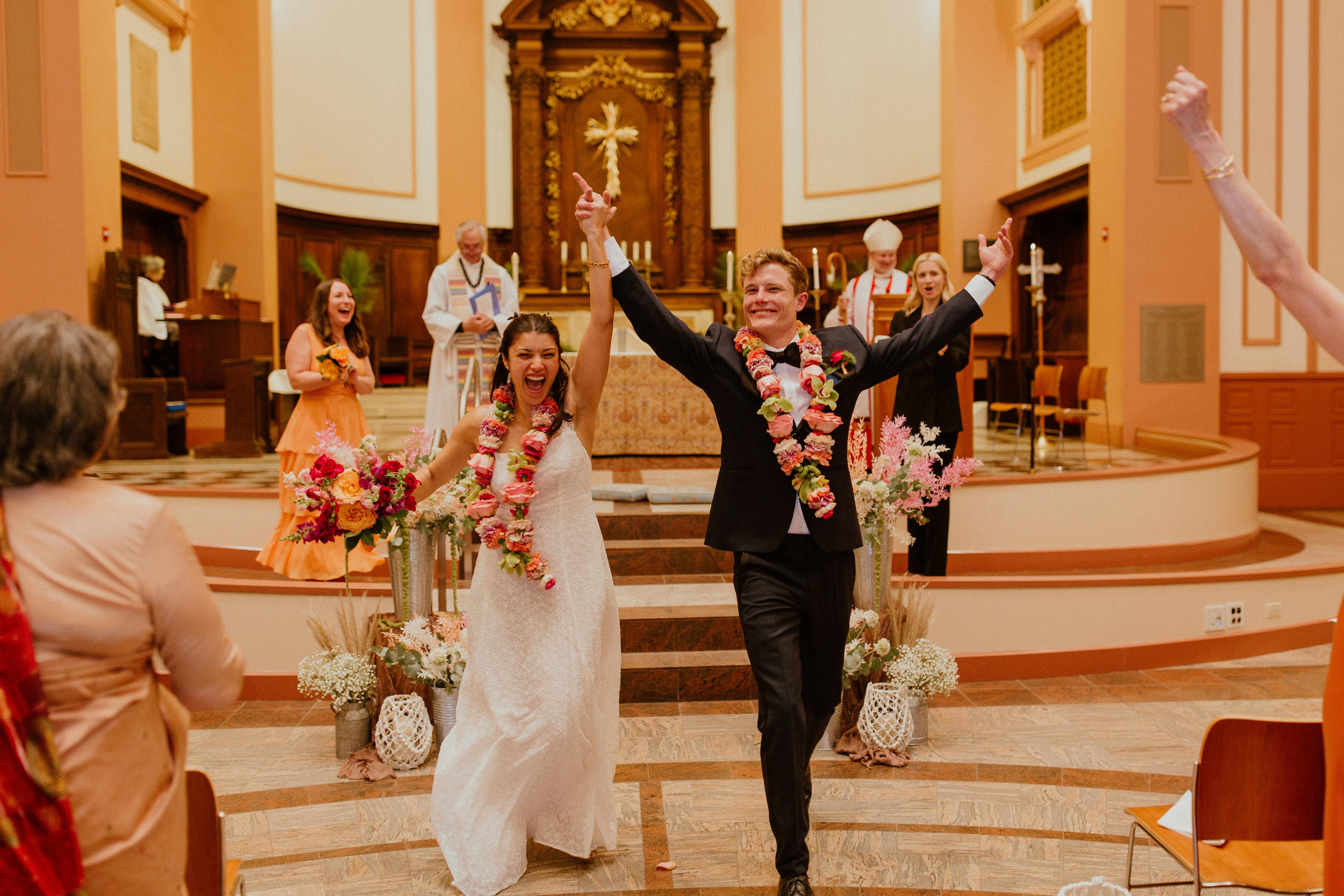 Featured photo from Soak In This Vibrant and Romantic Wedding Sealed With Love