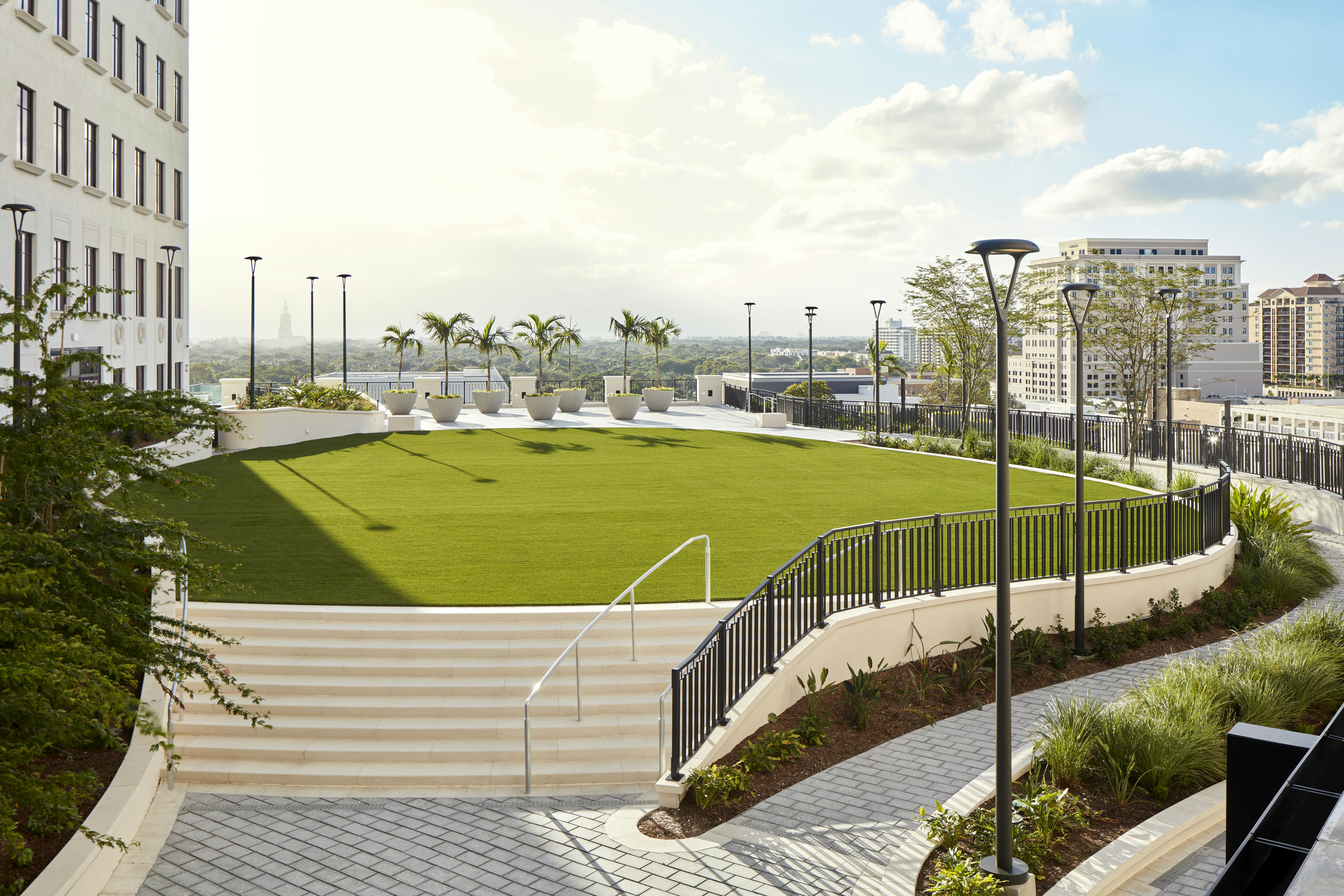 Event Lawn & Deck, Outdoor event space at Loews Coral Gables Hotel