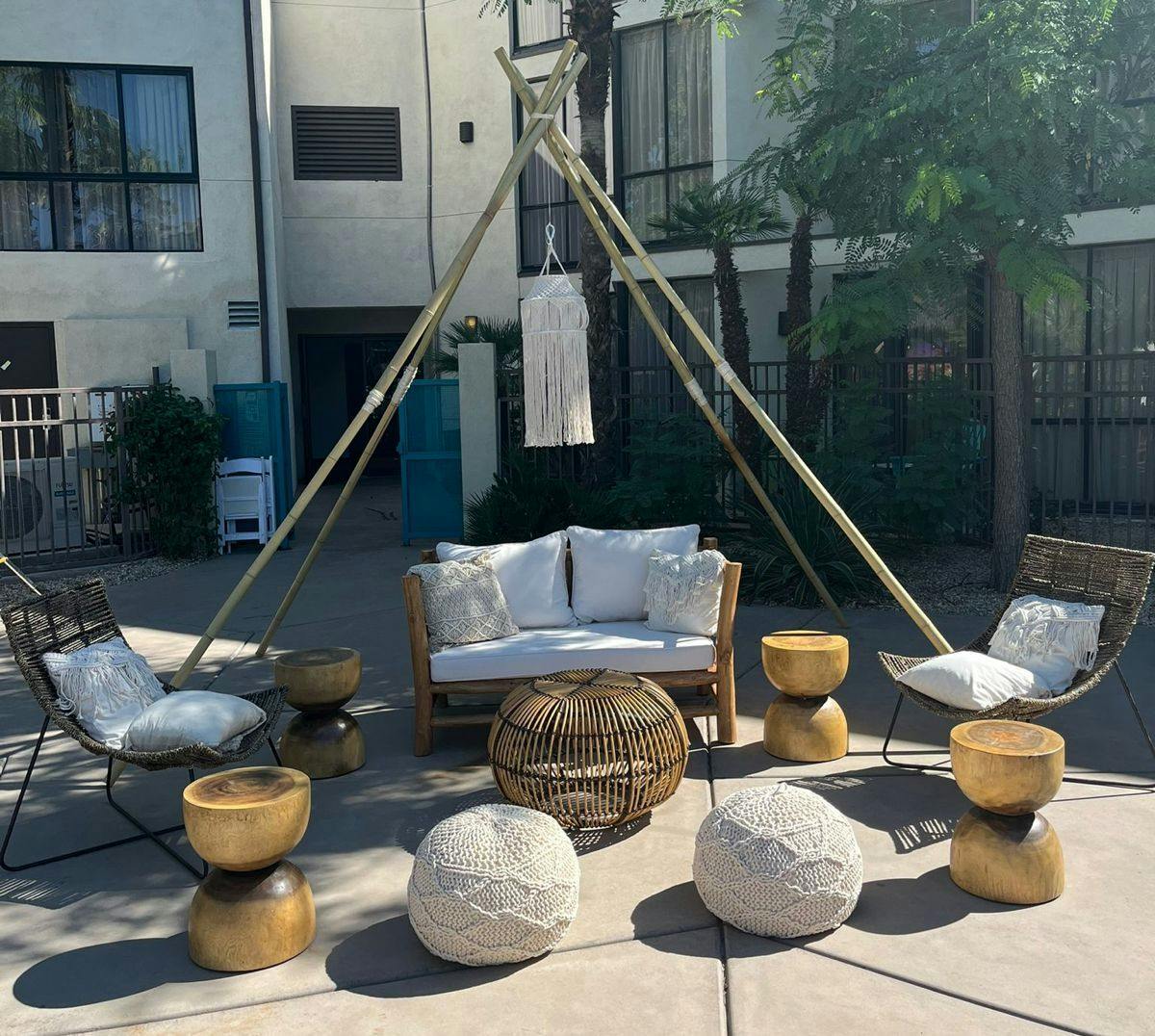 our-lounge-collection-caesar-event-rentals-las-vegas-partyslate