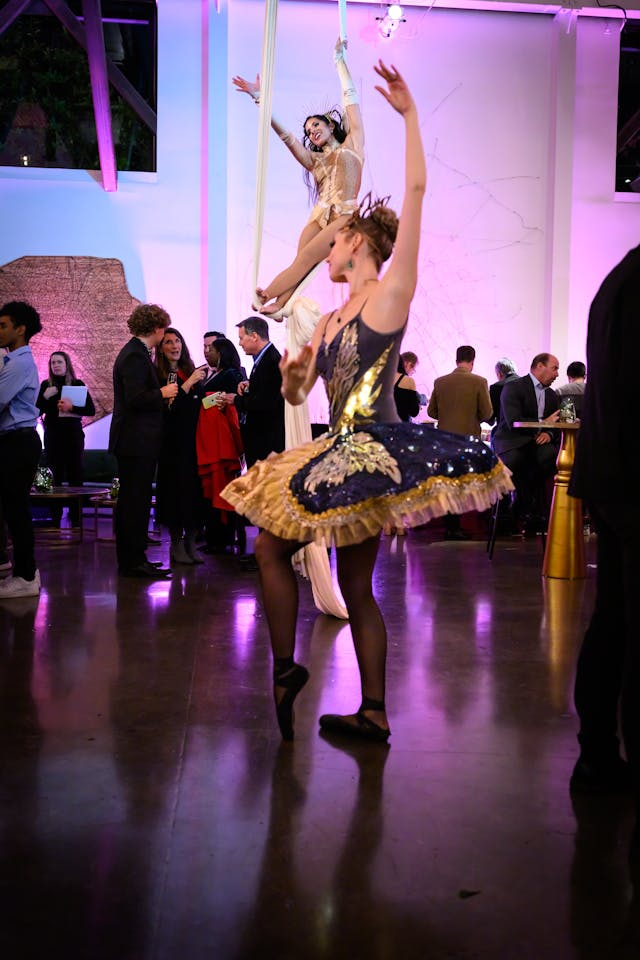 Featured photo from Decade du Soleil