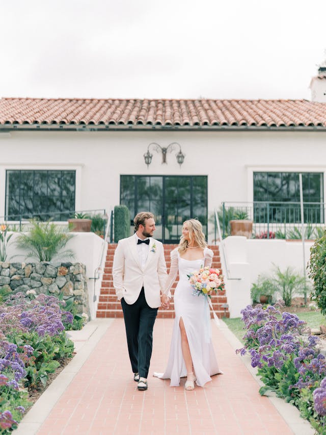 Featured photo from Colorful Springtime Wedding