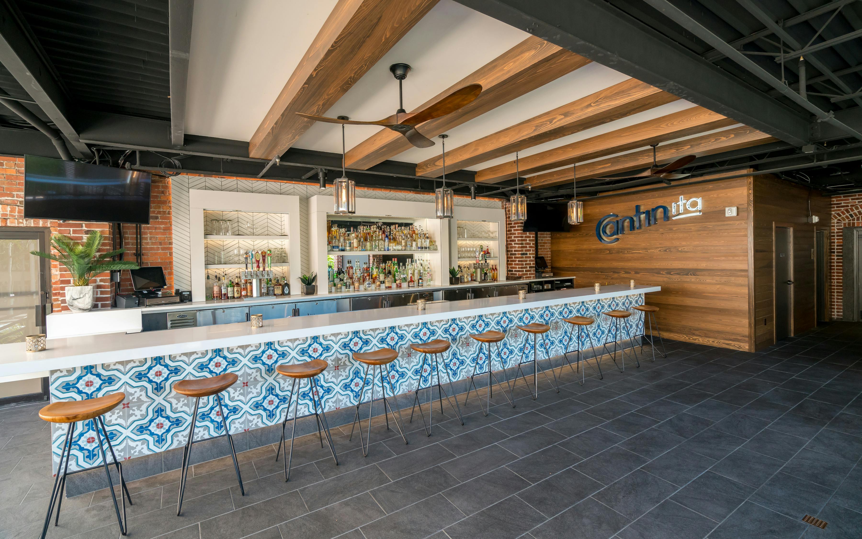 Featured photo from Cantinita