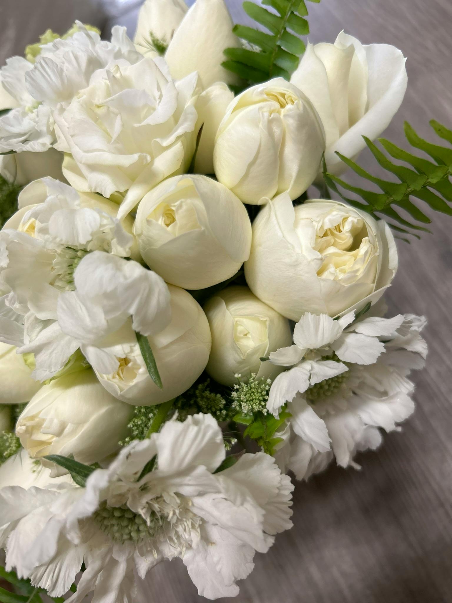 Featured photo from Fritzie & Dean's wedding flowers