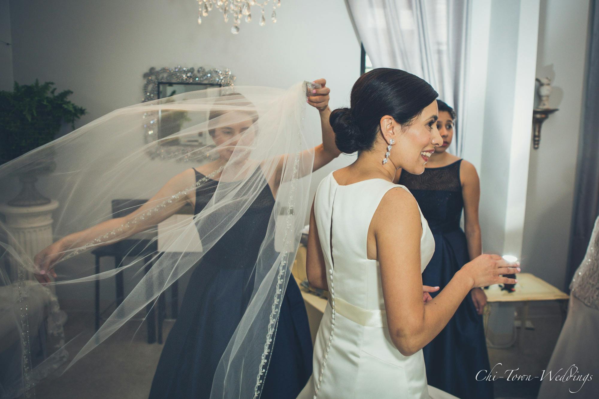 Houston Wedding Themes Ideas Partyslate Teresita And Paul 39 S Special Day Chi Town Weddings