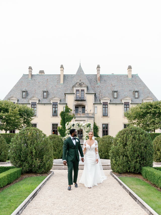 Featured photo from Fall in Love With This Palatial Wedding at Oheka Castle