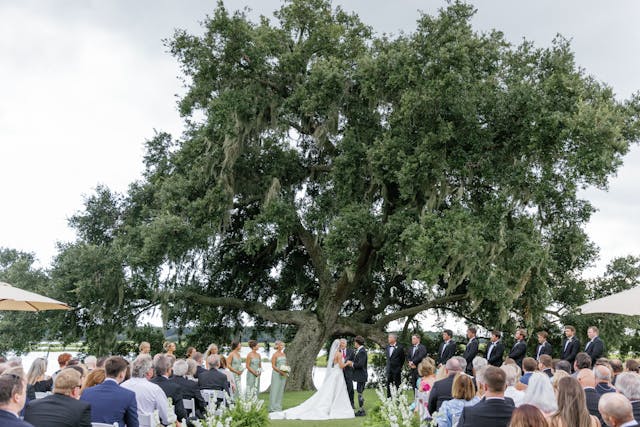 Featured photo from Revel In This Classically Elegant Wedding at Dataw Island Club