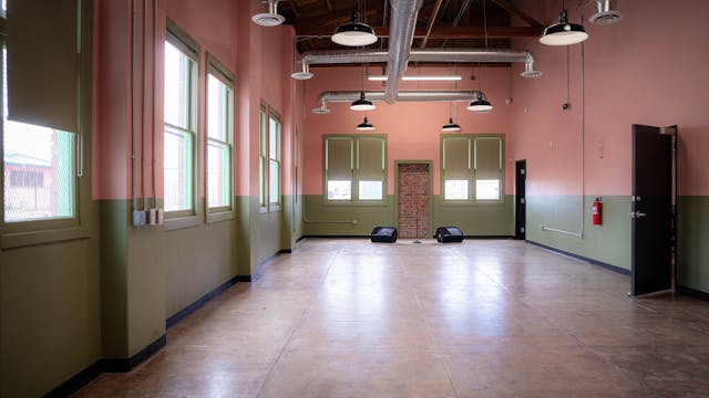 Featured photo from Hello Lincoln - The Small Room